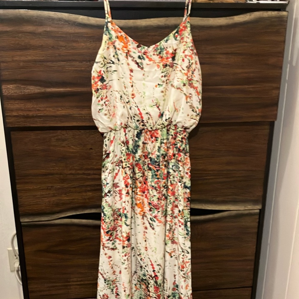 Floral fun print maxi dress sz M
